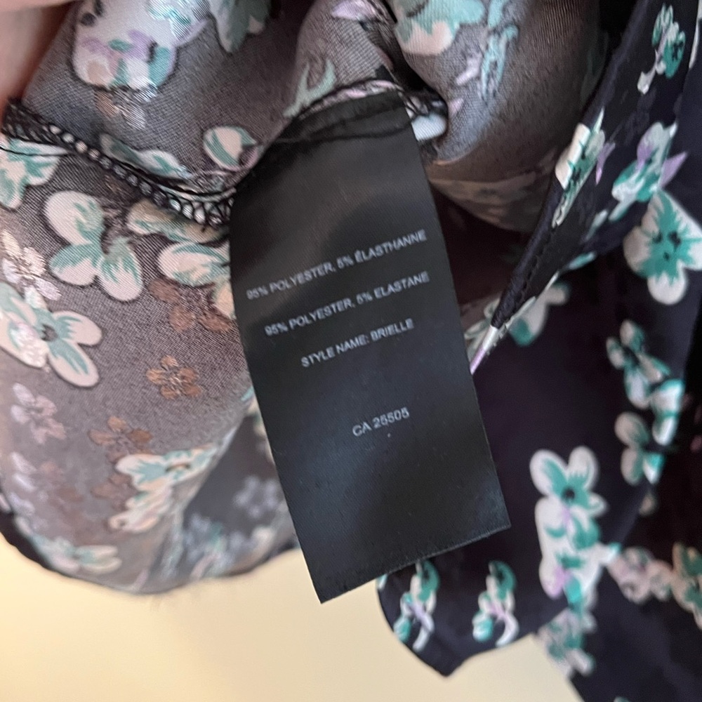 Like new Noize Black Floral Top XS - Picture 5 of 6
